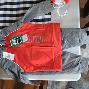 Boys 2 piece Puma hoodie/pants